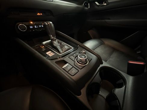 Used 2018 MAZDA CX-5 Touring w/ Preferred Equipment Package image 21