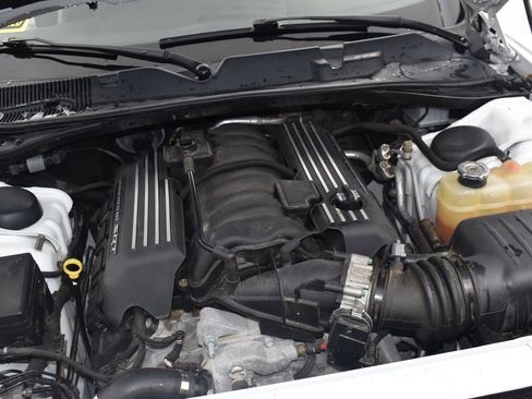 Used 2018 Dodge Challenger R/T Scat Pack w/ Dynamics Package image 12