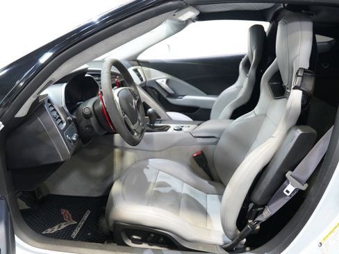 Used 2018 Chevrolet Corvette Grand Sport image 29
