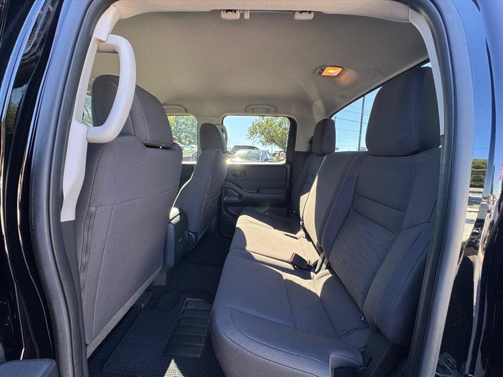 Certified 2024 Nissan Frontier S AWD/4WD image 11