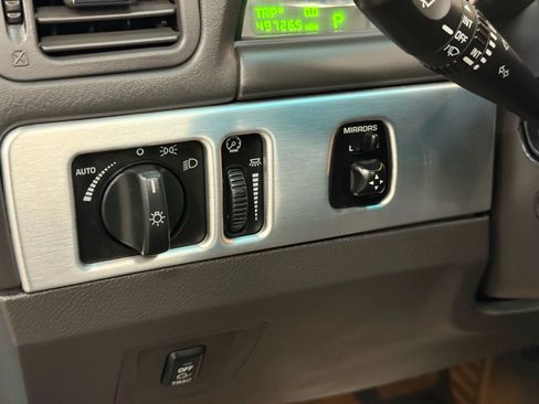 Used 2002 Ford Thunderbird RWD image 29