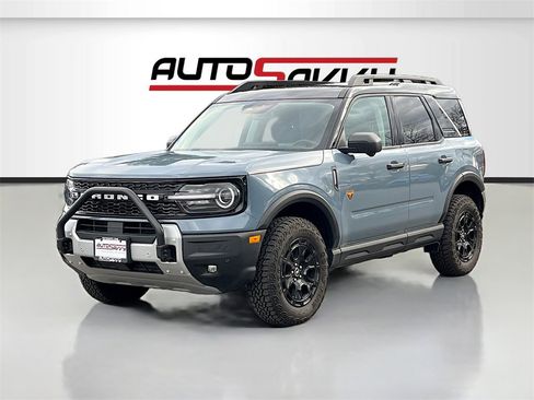 Used 2025 Ford Bronco Sport Badlands w/ Sasquatch Badlands Package image 3