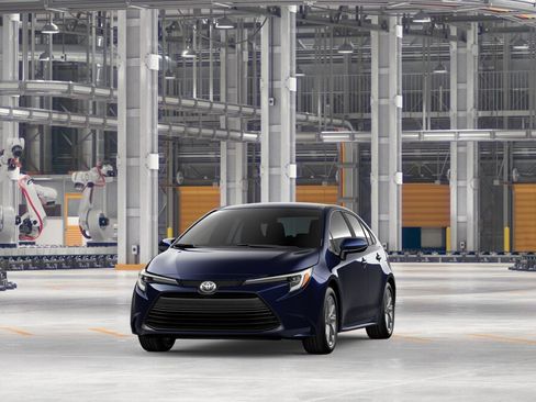 New 2026 Toyota Corolla LE FWD image 18