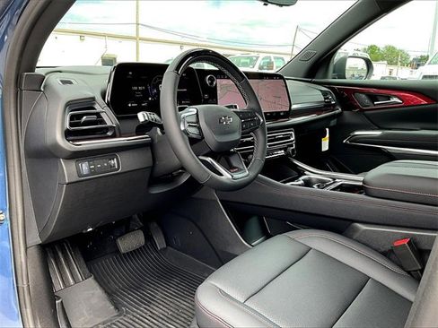 New 2026 Chevrolet Traverse Z71 w/ Enhanced Driving Package image 8