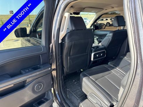 Used 2022 Ford Expedition Max XLT AWD/4WD image 7