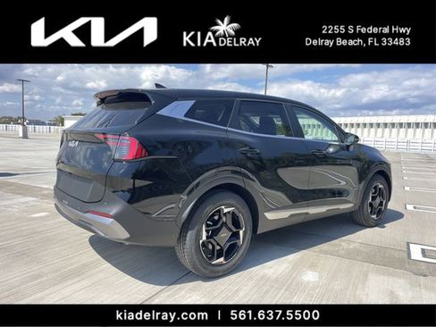 New 2026 Kia Sportage EX image 3
