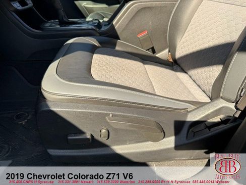 Used 2019 Chevrolet Colorado Z71 AWD/4WD image 16