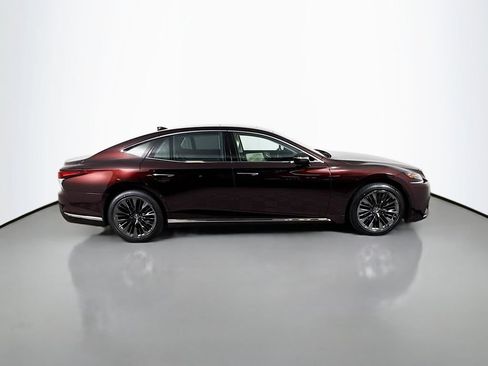 Used 2020 Lexus LS 500 w/ Luxury Package RWD image 4