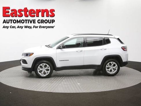Used 2024 Jeep Compass Latitude AWD/4WD image 54