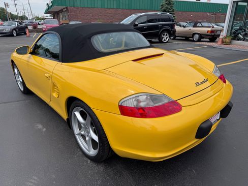 Used 2003 Porsche Boxster RWD image 34