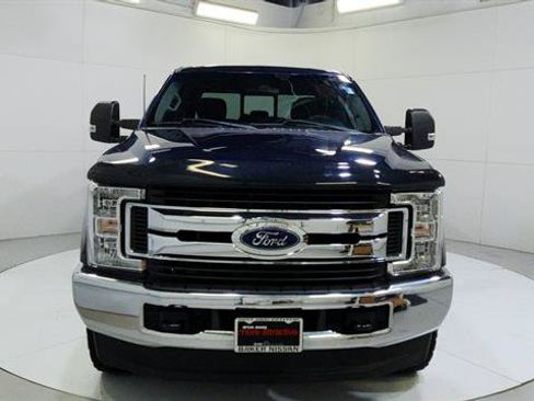 Used 2019 Ford F250 XL w/ STX Appearance Package AWD/4WD image 2