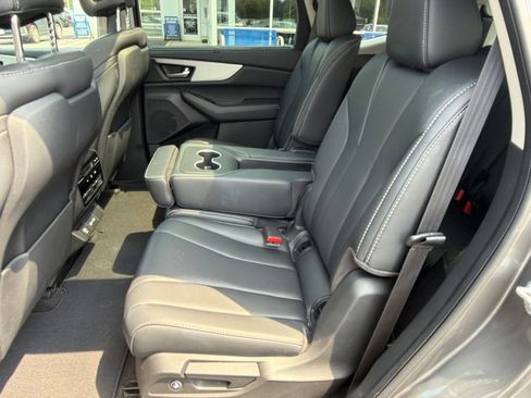 Used 2024 Acura MDX SH-AWD w/ Technology Package image 19