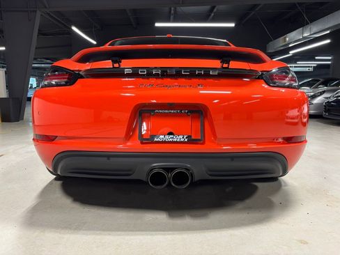 Used 2018 Porsche 718 Cayman S RWD image 16