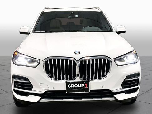 Used 2022 BMW X5 xDrive40i w/ Luxury Seating Package AWD/4WD image 4