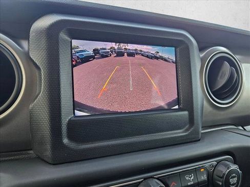 Used 2019 Jeep Wrangler Unlimited Sport S AWD/4WD image 14