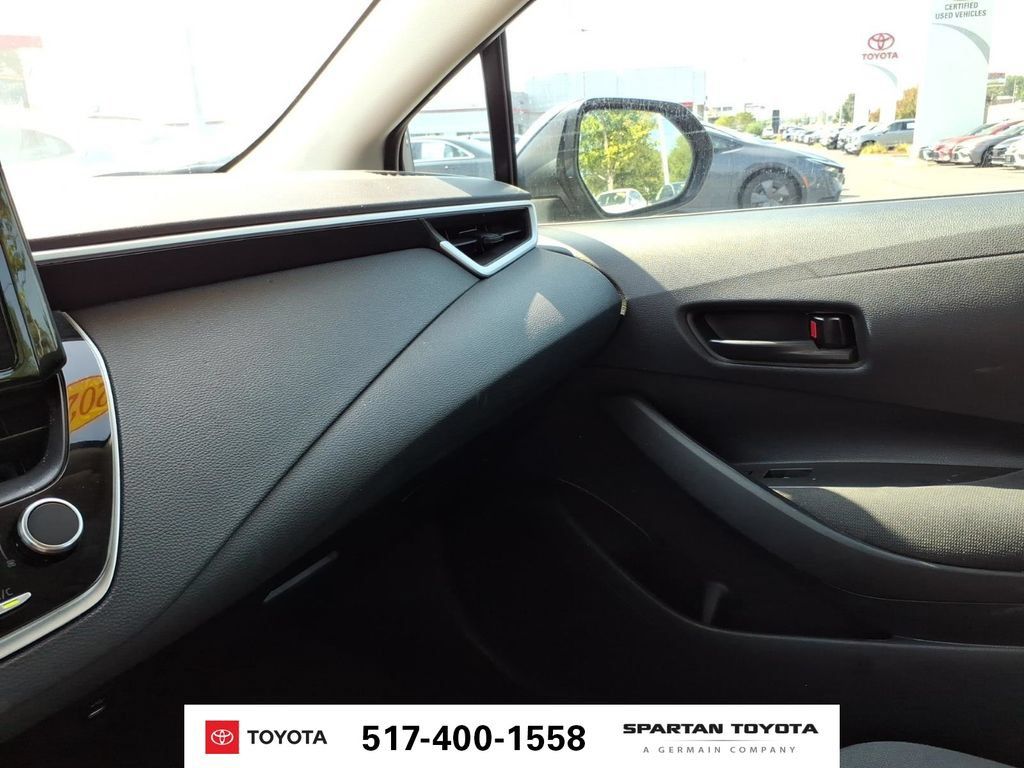 Used 2024 Toyota Corolla LE FWD image 24