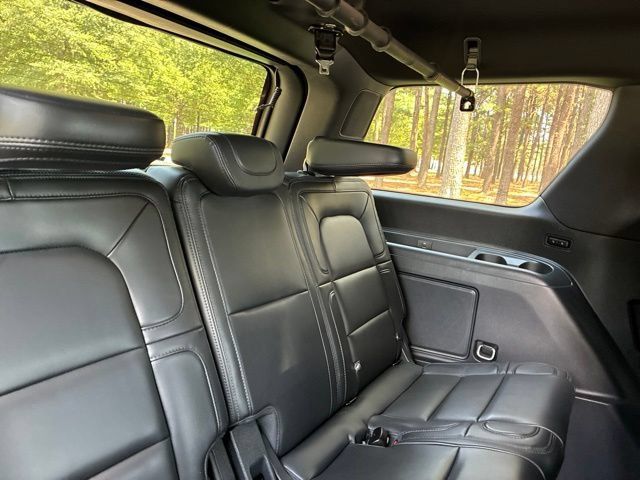 Certified 2023 Lincoln Navigator Reserve AWD/4WD image 24