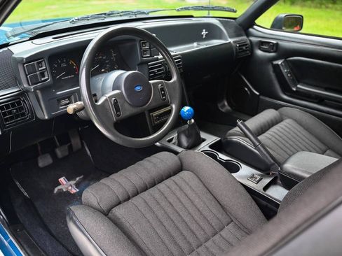 Used 1989 Ford Mustang LX RWD image 3