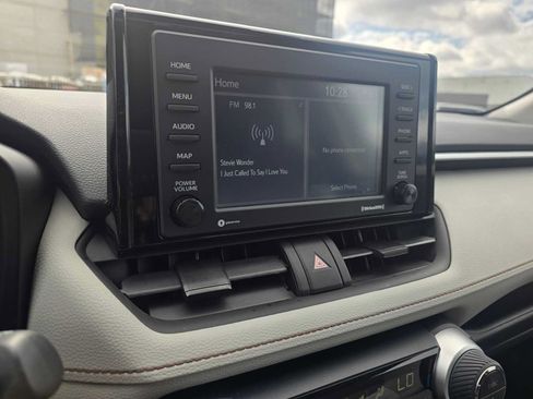 Used 2020 Toyota RAV4 XLE w/ Convenience Package AWD/4WD image 29