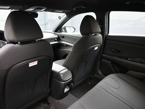 Used 2026 Hyundai Elantra Sport FWD image 19