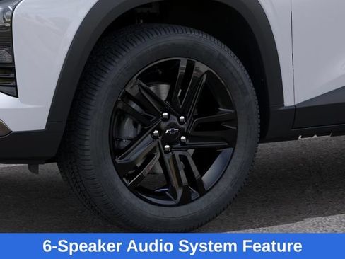 New 2026 Chevrolet Trax ACTIV w/ Sunroof Package FWD image 10