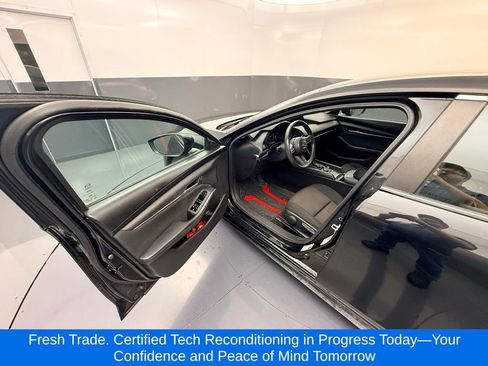 Used 2021 MAZDA MAZDA3 Sedan FWD image 7