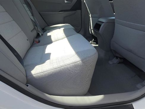 Used 2016 Toyota Camry LE FWD image 24