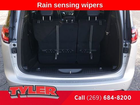 New 2026 Chrysler Pacifica Select image 19