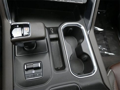 Used 2023 GMC Sierra 1500 Denali w/ Denali Reserve Package image 11