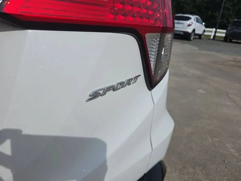 Used 2021 Honda HR-V Sport image 12