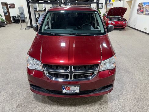 Used 2019 Dodge Grand Caravan SE image 11