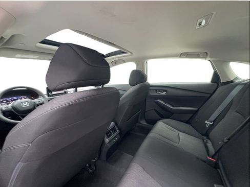 Used 2025 Honda Accord SE image 21