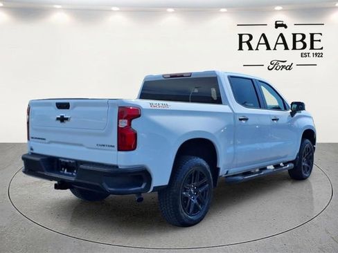 Used 2024 Chevrolet Silverado 1500 Custom Trail Boss w/ Turbomax Blackout Package AWD/4WD image 7