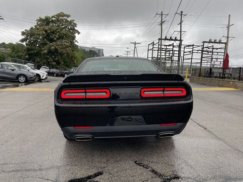 Certified 2021 Dodge Challenger GT w/ Blacktop Package AWD/4WD image 4