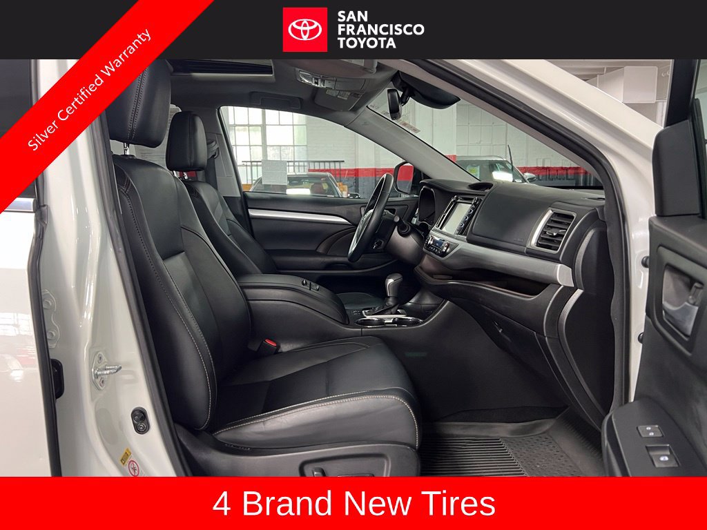 Certified 2017 Toyota Highlander XLE AWD/4WD image 21