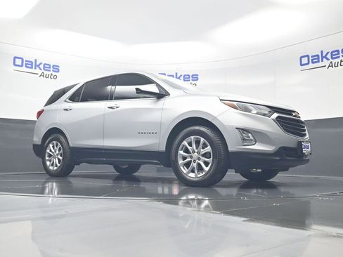 Used 2020 Chevrolet Equinox LT AWD/4WD image 37