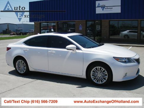 Used 2013 Lexus ES 350 w/ Premium Pkg FWD image 1