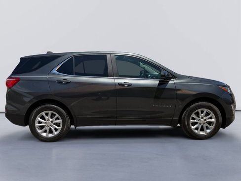 Used 2021 Chevrolet Equinox LT FWD image 2