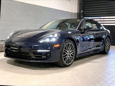 Certified 2022 Porsche Panamera 4 Platinum Edition image 1