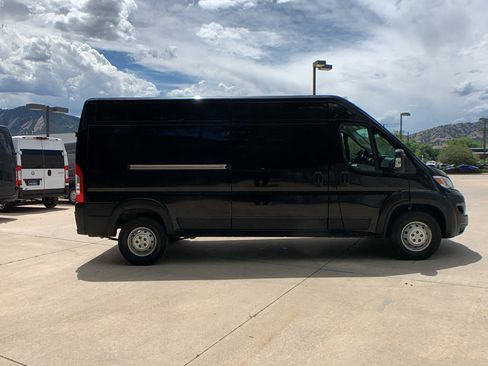 Used 2023 RAM ProMaster 2500 FWD image 6