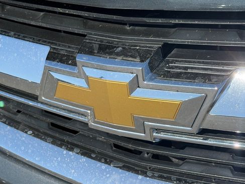 Used 2017 Chevrolet Colorado LT w/ LT Convenience Package RWD image 9