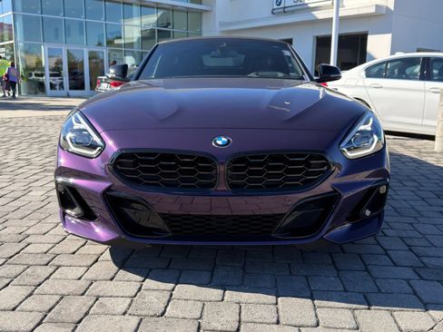 Used 2025 BMW Z4 M40i w/ Premium Package image 4
