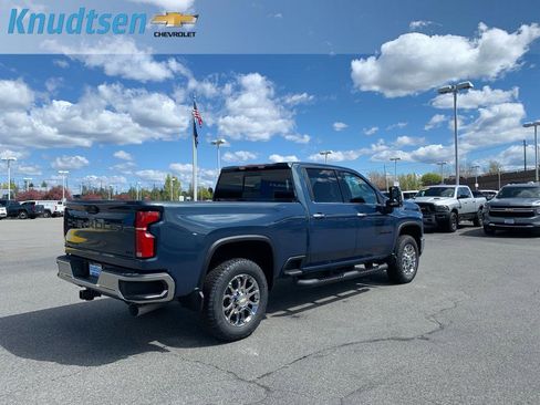 New 2026 Chevrolet Silverado 2500 LTZ w/ LTZ Plus Package AWD/4WD image 7