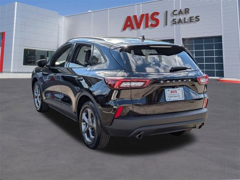 Used 2025 Ford Escape ST-Line image 9