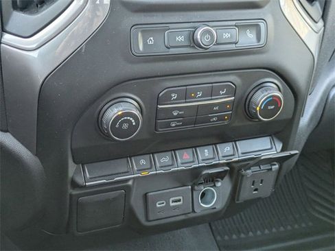 Used 2021 Chevrolet Silverado 1500 Custom image 17