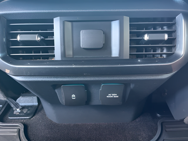 Used 2022 Ford F150 XLT w/ Equipment Group 302A High AWD/4WD image 32