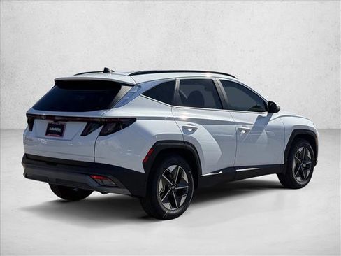 New 2026 Hyundai Tucson SEL image 2