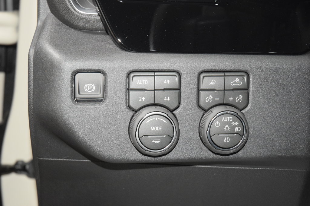 New 2026 Chevrolet Silverado 1500 RST w/ RST All Star Premium Package AWD/4WD image 36