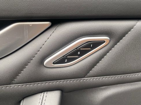 New 2024 Maserati Levante Trofeo image 19