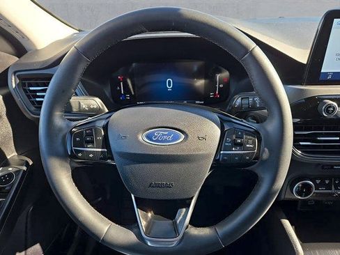 Certified 2023 Ford Escape Active AWD/4WD image 13